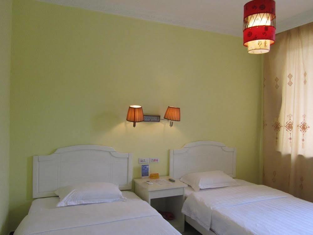 Yangshuo Romantic Inn يانغتشو المظهر الخارجي الصورة